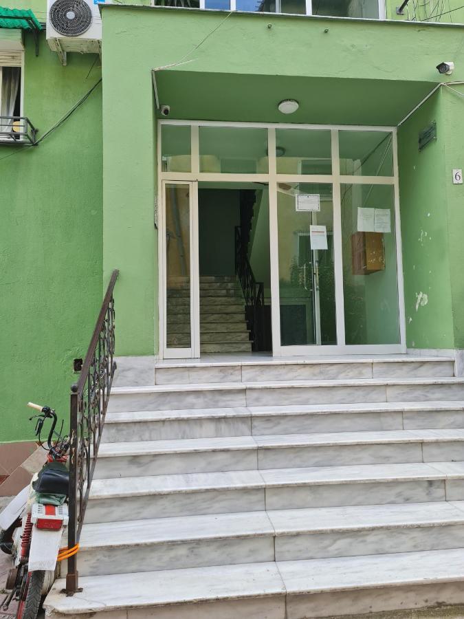 Apartament 2e Myslym Shyri