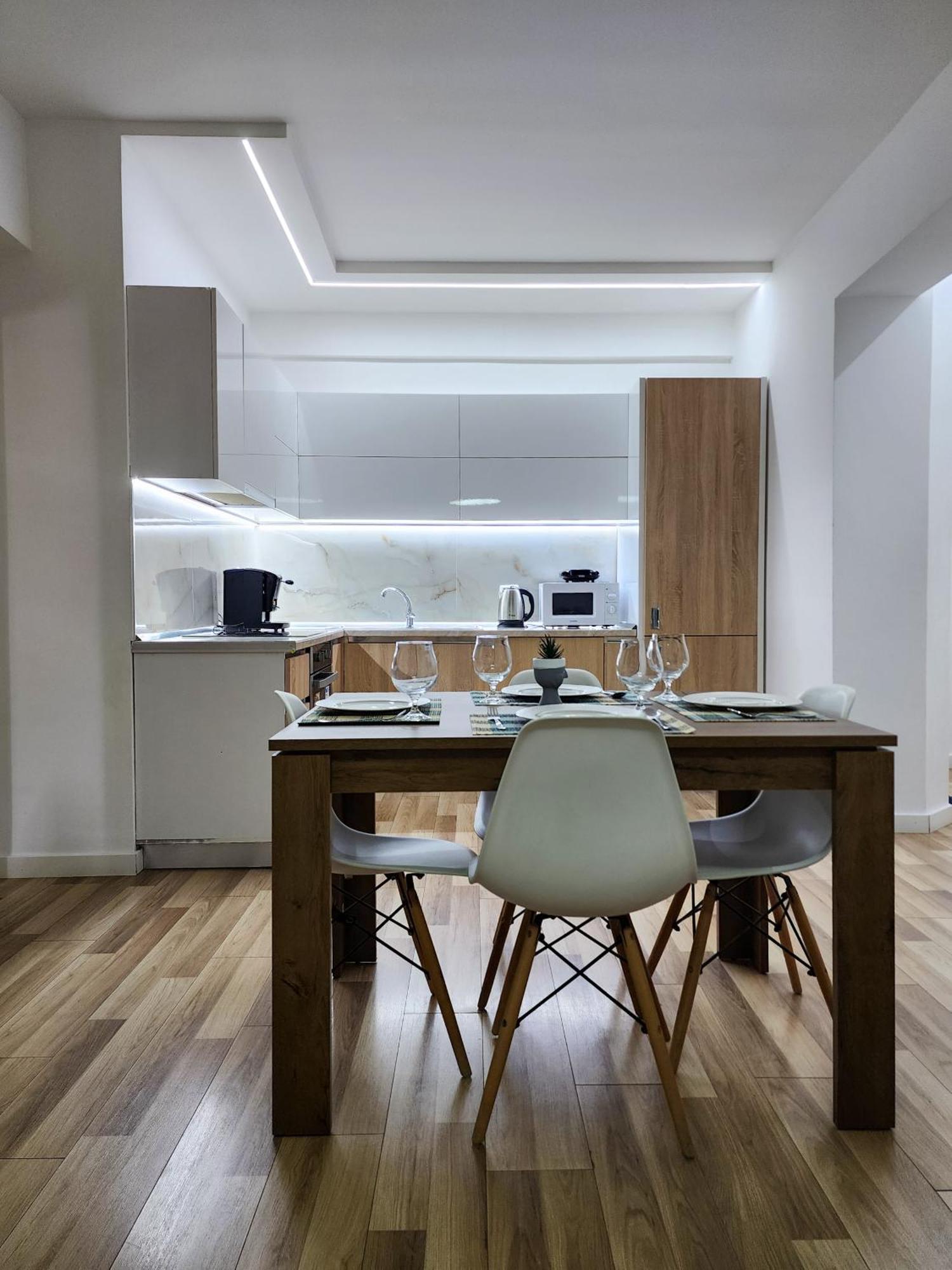 Apartament 2e Myslym Shyri *